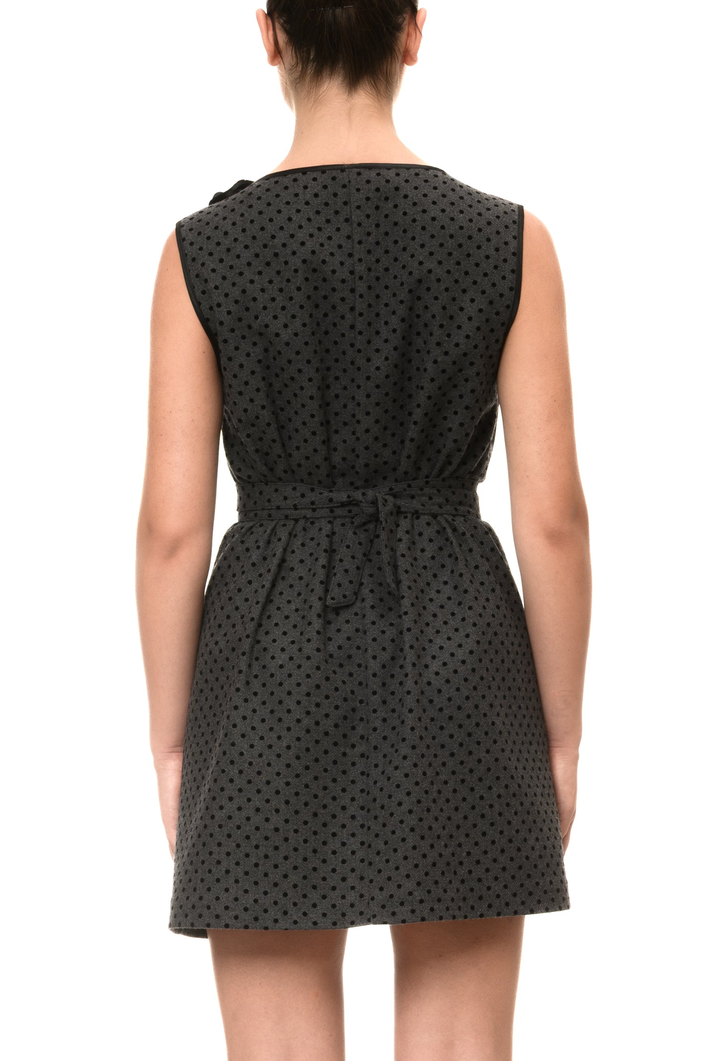 Abito corto nero a pois, tessuto in lana