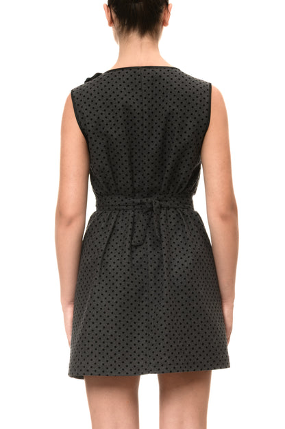 Abito corto nero a pois, tessuto in lana