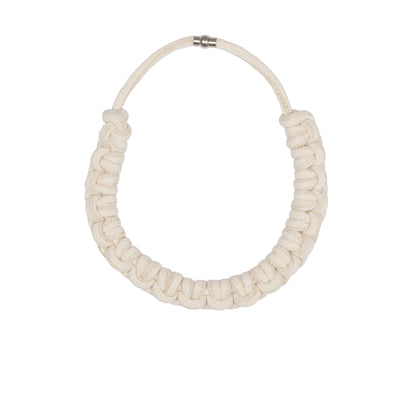 Collana artigianale intrecciata rossa – Nodo doppio